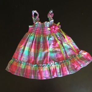 🔥sale🔥Beautiful multicolored plaid dress size 2T